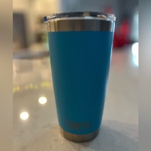 Yeti Rambler Tumbler